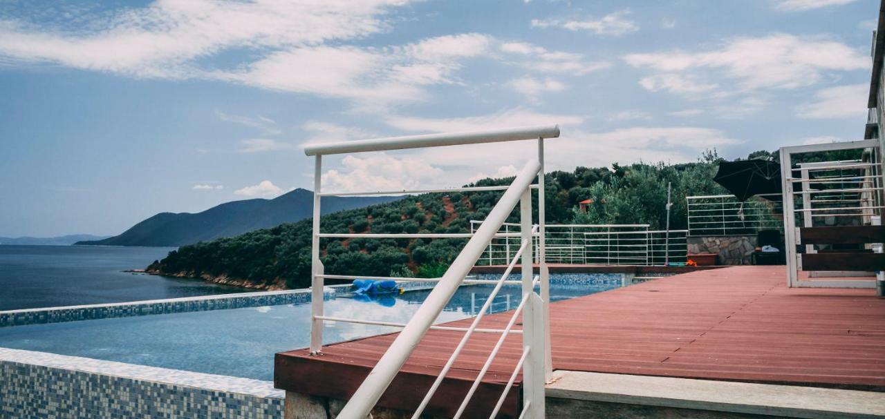 Villa Elia Pteleós エクステリア 写真