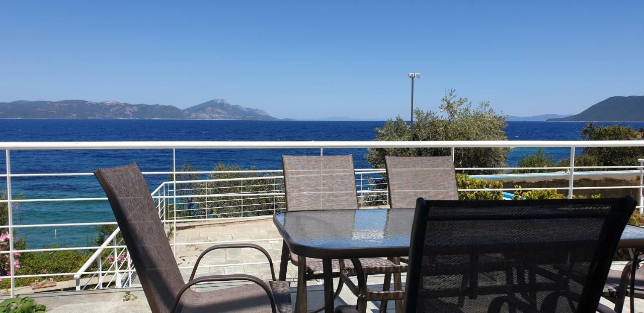Villa Elia Pteleós エクステリア 写真