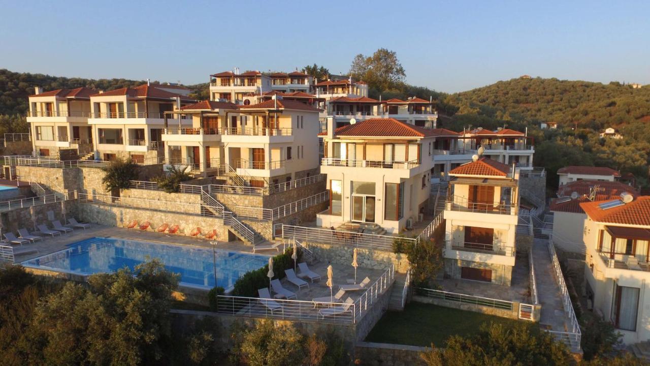 Villa Elia Pteleós エクステリア 写真